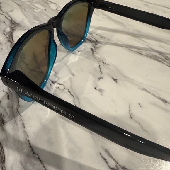 Hawkers 4B/F02 Sunglasses Black Fade Blue Polarized READ - Picture 5 of 8